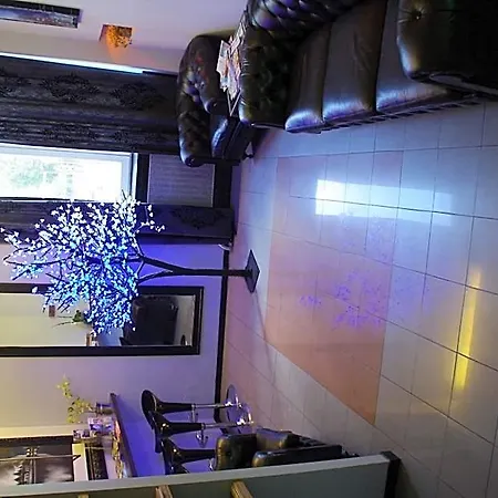 Hotel Esplanade 2*