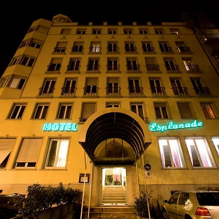 Esplanade Hotel 2*