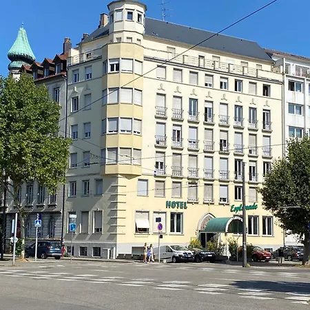 Szálloda Esplanade 2*